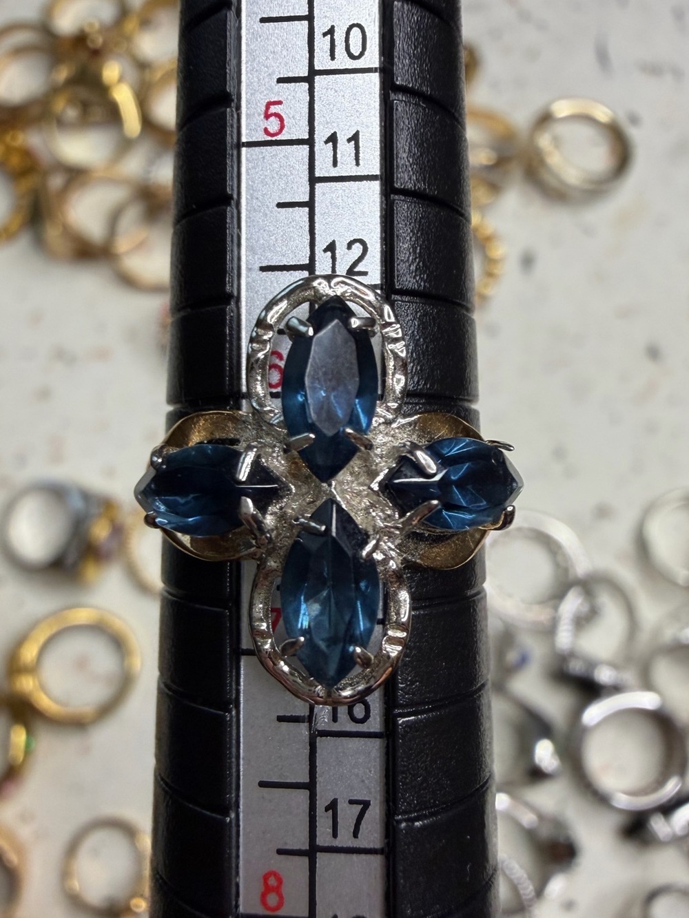 Two tone silver/gold blue marquise dead stock size 6